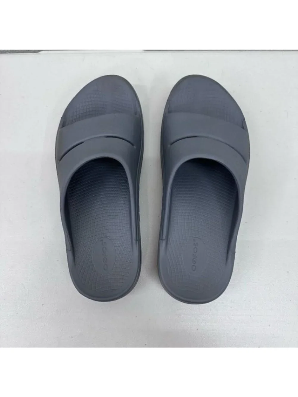 Oofos OOahh Grey Recovery Slide Sandals Lightweight Comfort Shoes Mens size 11